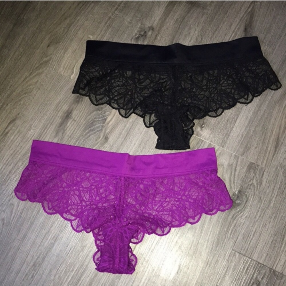 NWOT Victorias Secret PINK; Medium Extra Low Rise Cheekster, Black and Purple
